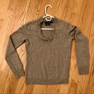 LAUREN Ralph Lauren 100% cashmere v-neck sweater